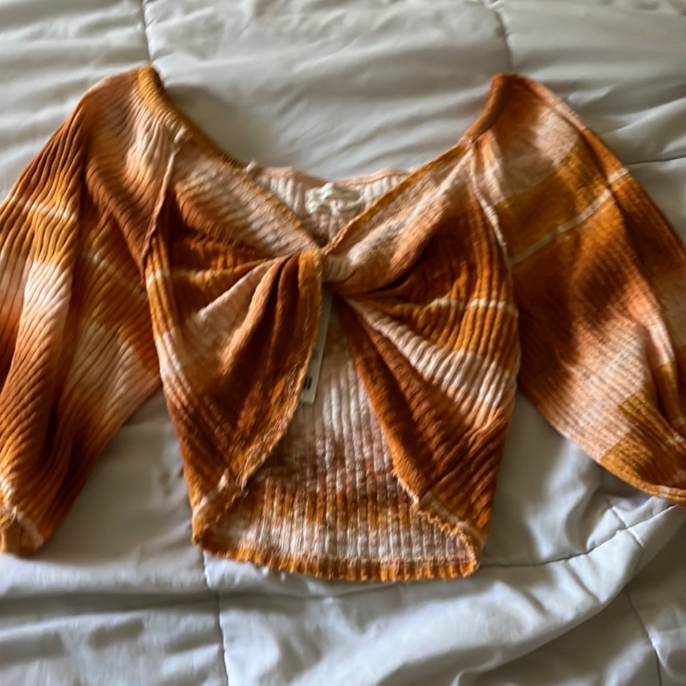NWT Urban Outfitters Twist Front Top